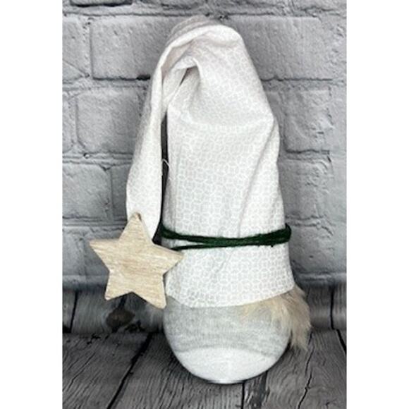 Homemade White Felt Wood Button & Star Green Felt Yarn Silver Bell Sock Gnome - Picture 5 of 6